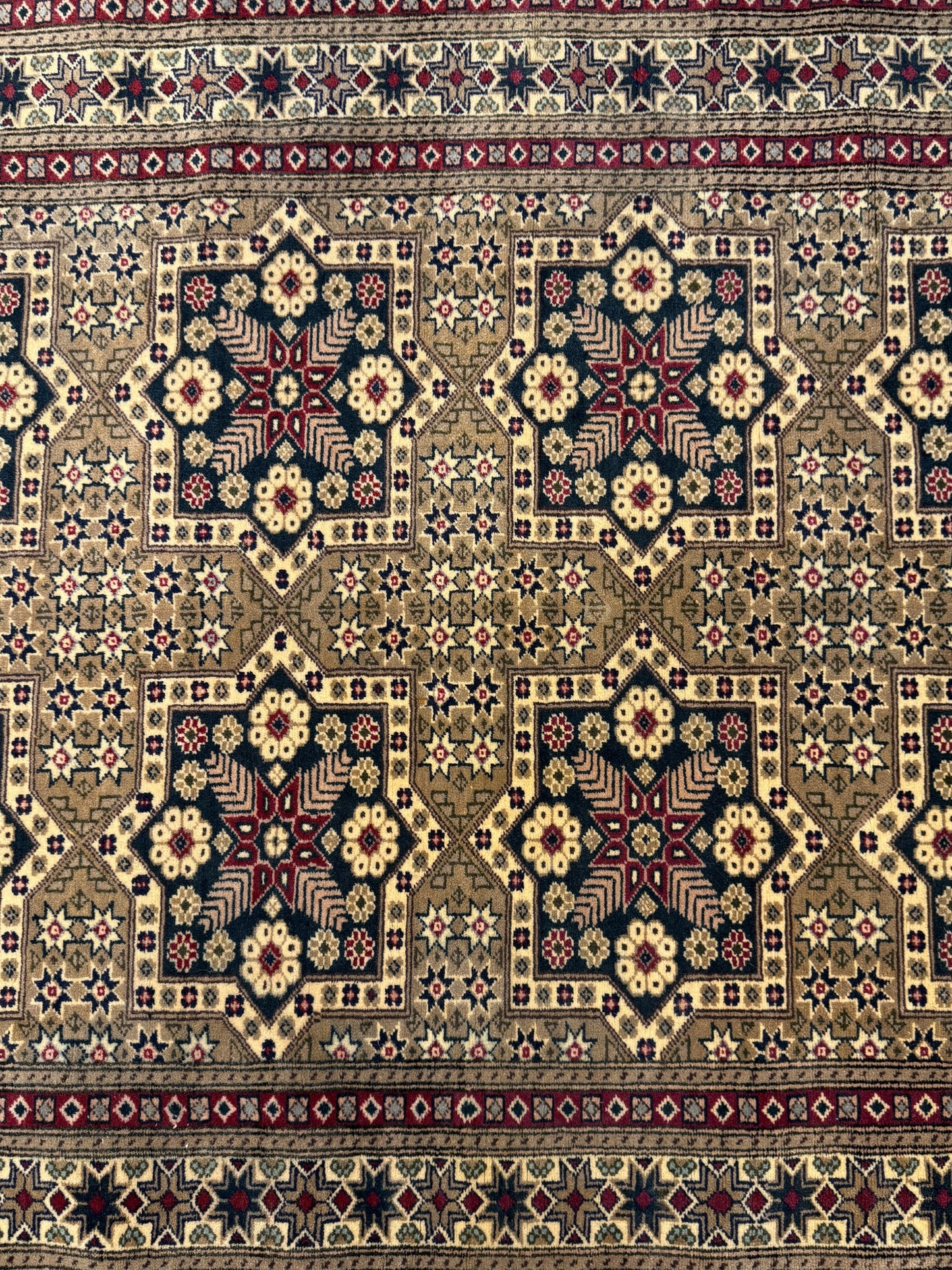 Elegant High Quality Kayseri Bünyen Rug