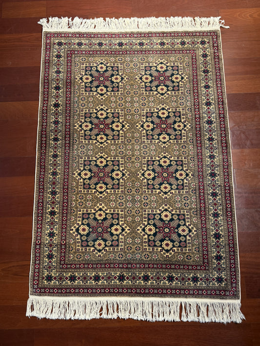 Elegant High Quality Kayseri Bünyen Rug